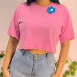 Cropped com detalhe e gola redonda Rosa