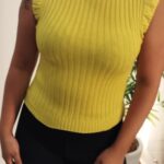 Regata tricot garrafinha com Babado Amarelo