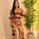 Conjunto blusa manga morcego com calça