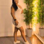 Vestido em Tricot com alça decote V Branco